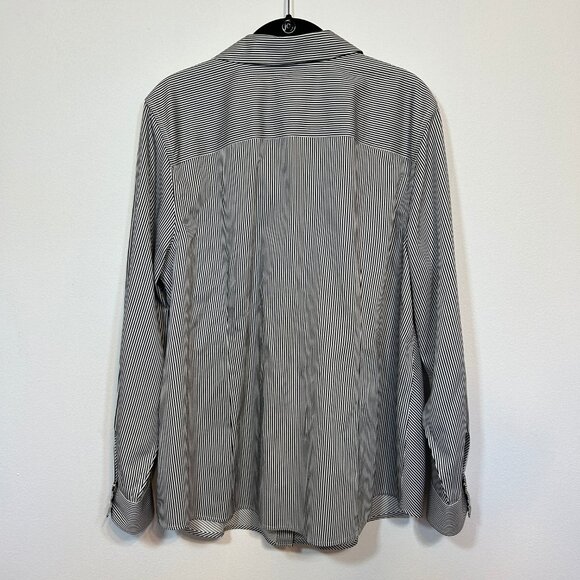 Chicos Black & White Striped Blouse with leopard detailing Size 3 - Picture 9 of 9